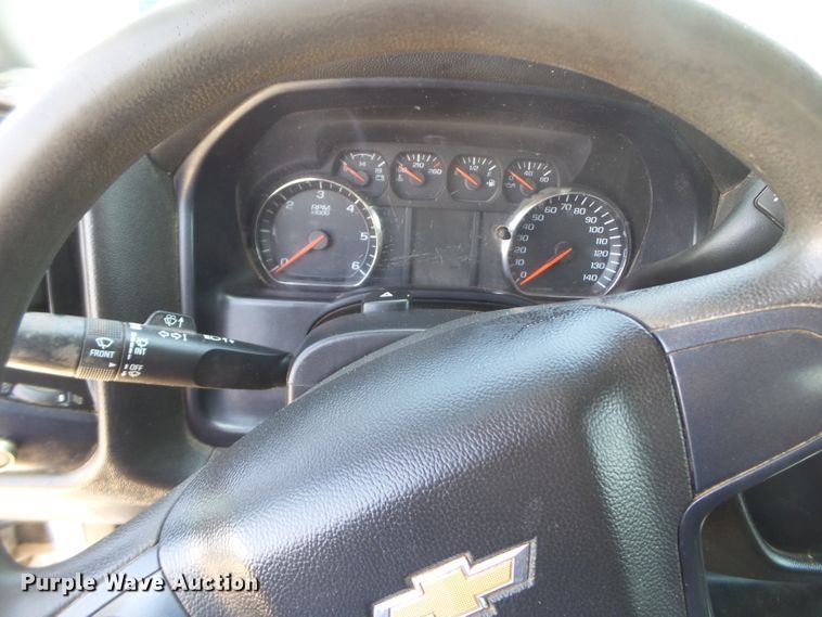 image for item FL9387 2015 Chevrolet Silverado 2500 Double Cab pickup truck