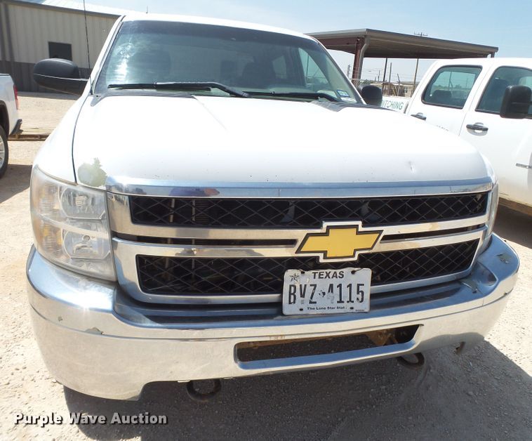 image for item FL9389 2013 Chevrolet Silverado 2500 Crew Cab pickup truck