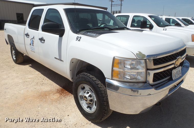 image for item FL9389 2013 Chevrolet Silverado 2500 Crew Cab pickup truck