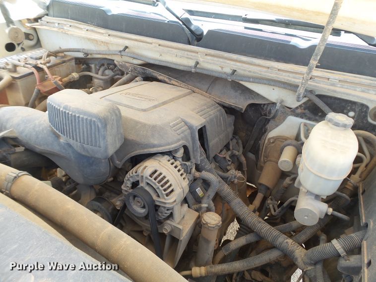 image for item FL9389 2013 Chevrolet Silverado 2500 Crew Cab pickup truck