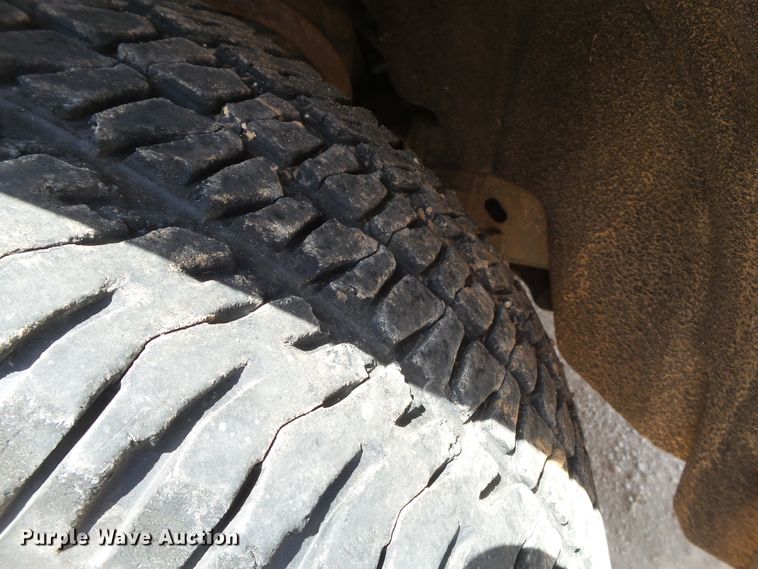 image for item FL9390 2014 GMC Sierra 1500 Crew Cab pickup truck