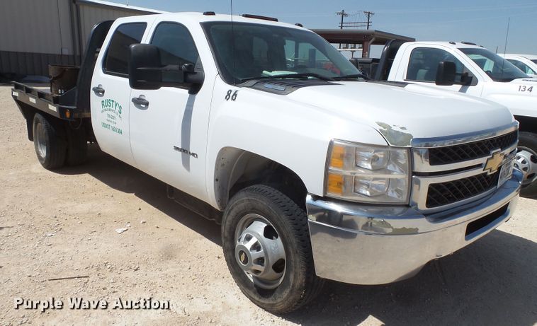 image for item FL9392 2013 Chevrolet Silverado 3500 Crew Cab pickup truck
