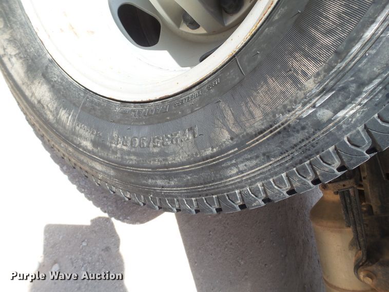 image for item FL9392 2013 Chevrolet Silverado 3500 Crew Cab pickup truck