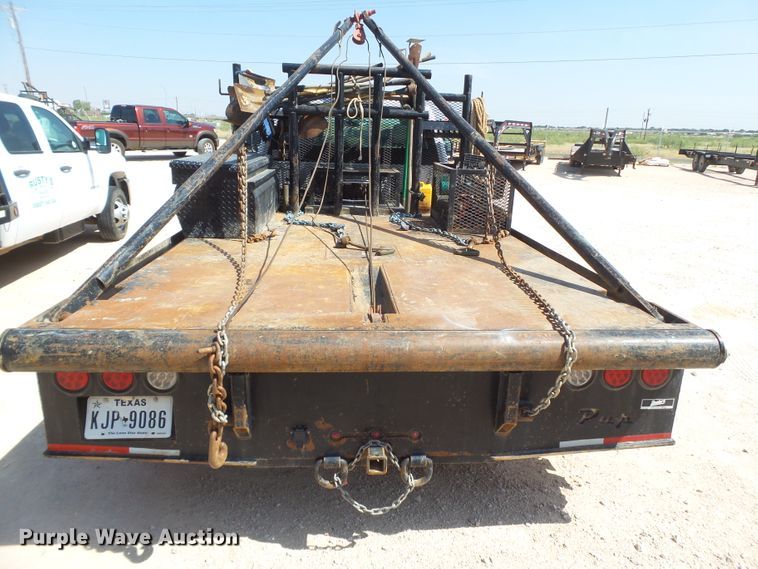 image for item FL9393 2017 Ford F550 Super Duty flatbed