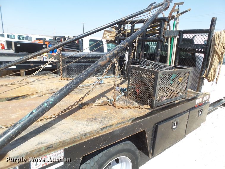 image for item FL9393 2017 Ford F550 Super Duty flatbed