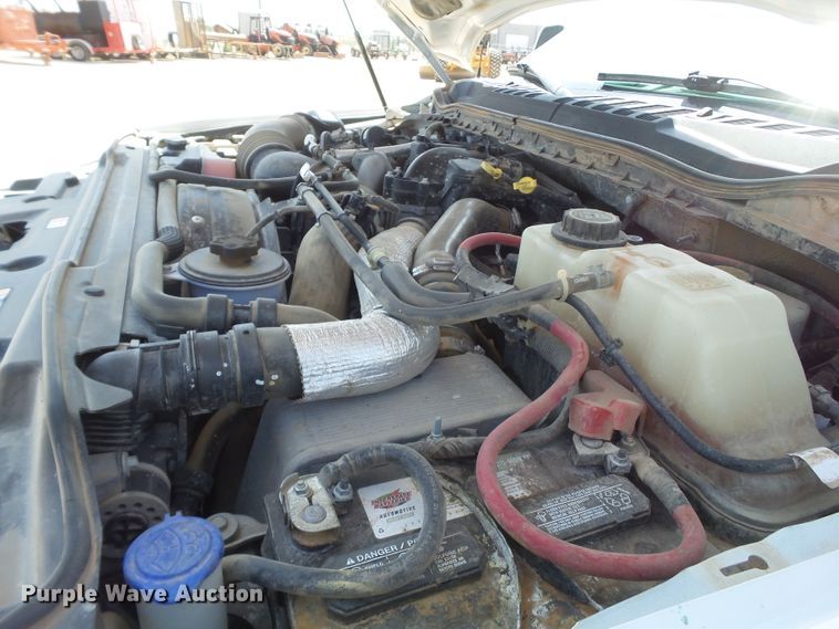 image for item FL9393 2017 Ford F550 Super Duty flatbed