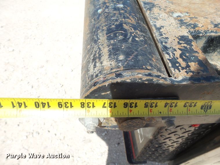 image for item FL9393 2017 Ford F550 Super Duty flatbed