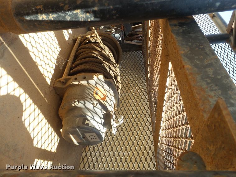 image for item FL9394 2014 Ford F550 Super Duty Crew Cab flatbed truck