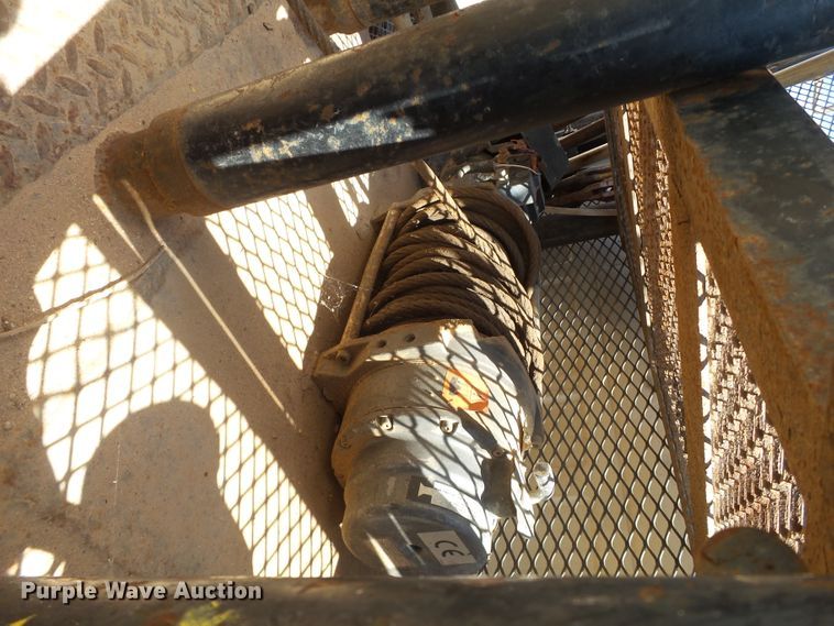 image for item FL9394 2014 Ford F550 Super Duty Crew Cab flatbed truck