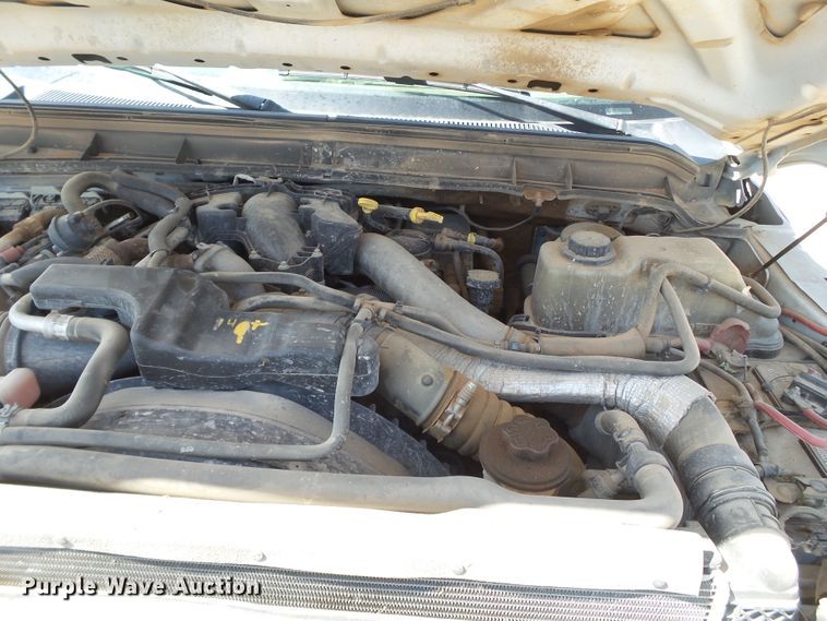 image for item FL9394 2014 Ford F550 Super Duty Crew Cab flatbed truck