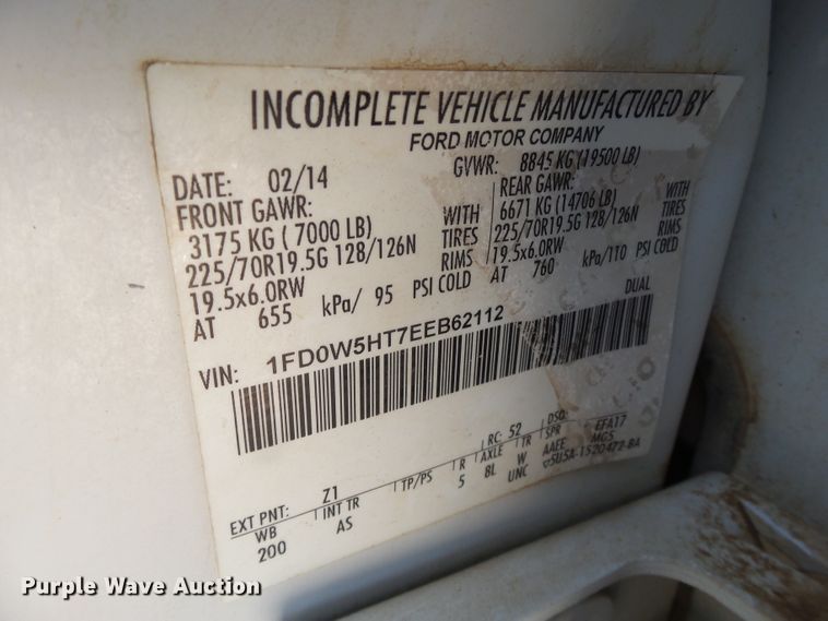 image for item FL9394 2014 Ford F550 Super Duty Crew Cab flatbed truck