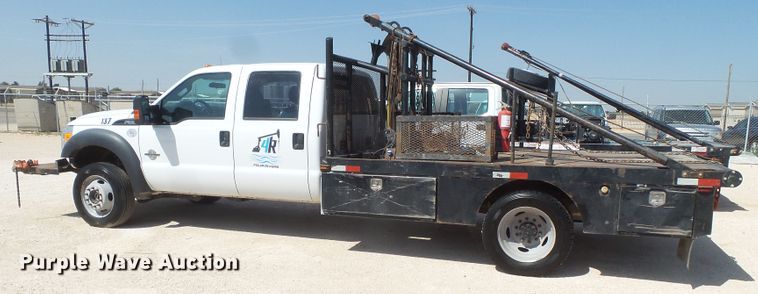 image for item FL9395 2016 Ford F550 Super Duty flatbed truck