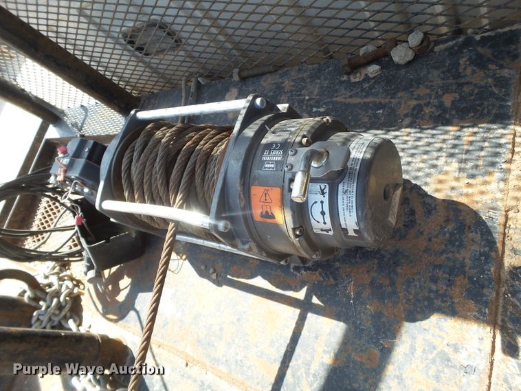 image for item FL9395 2016 Ford F550 Super Duty flatbed truck