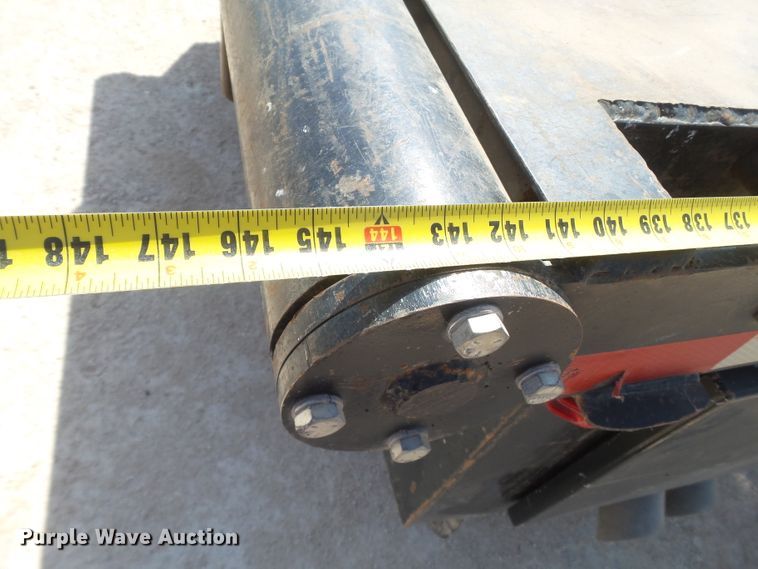 image for item FL9395 2016 Ford F550 Super Duty flatbed truck