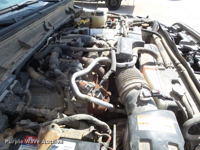 image for item FL9395 2016 Ford F550 Super Duty flatbed truck