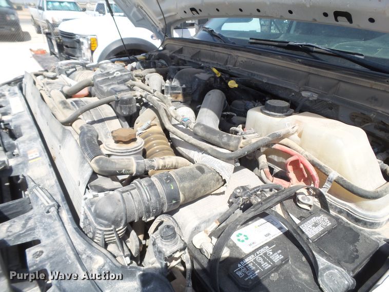 image for item FL9395 2016 Ford F550 Super Duty flatbed truck