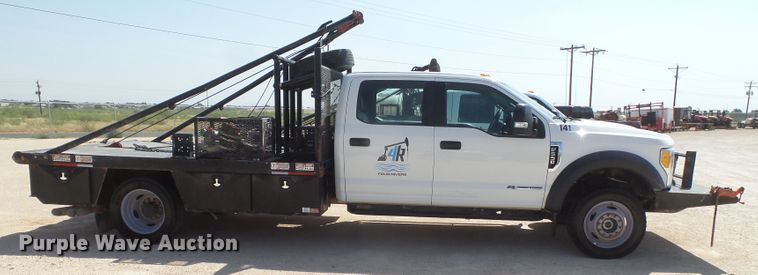 image for item FL9396 2017 Ford F550 Super Duty flatbed truck