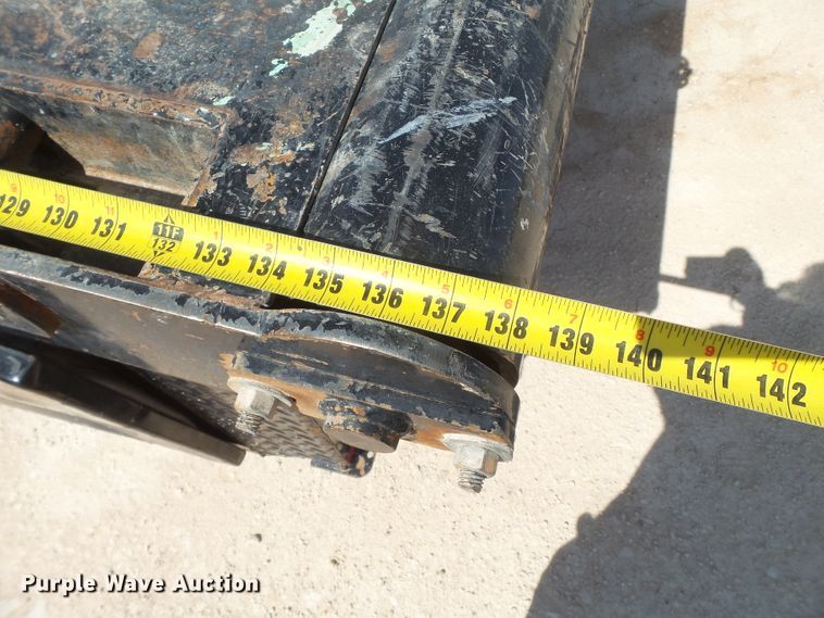 image for item FL9396 2017 Ford F550 Super Duty flatbed truck