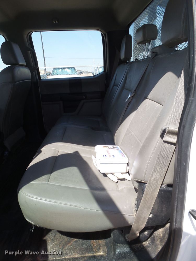 image for item FL9396 2017 Ford F550 Super Duty flatbed truck