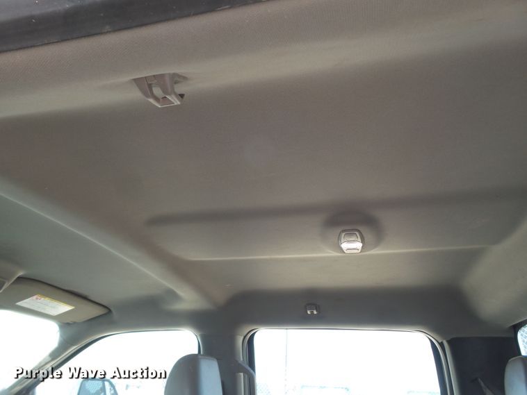 image for item FL9396 2017 Ford F550 Super Duty flatbed truck