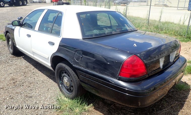 image for item DE0860 2011 Ford Crown Victoria Police Interceptor