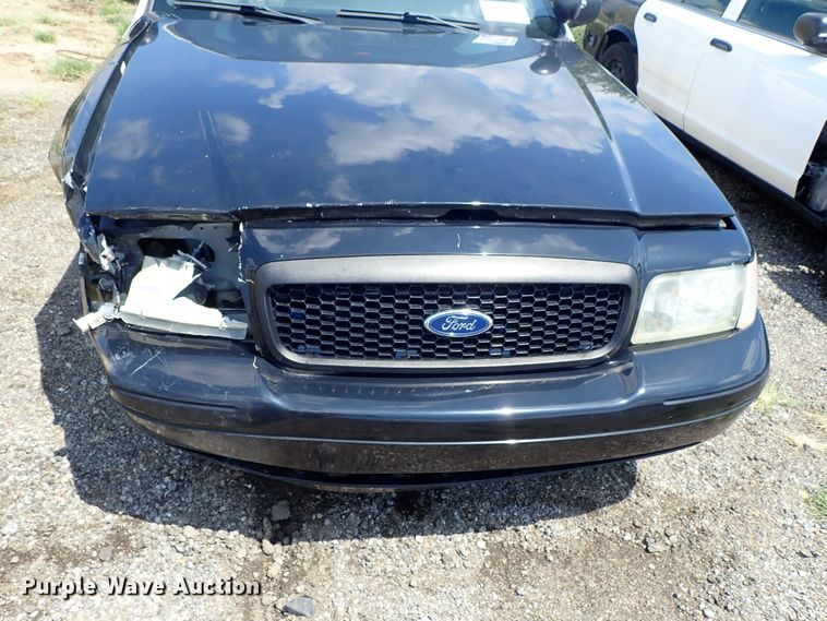 image for item DE0860 2011 Ford Crown Victoria Police Interceptor