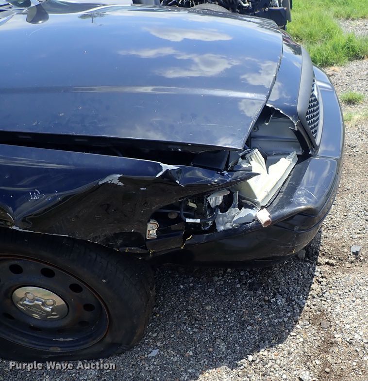 image for item DE0860 2011 Ford Crown Victoria Police Interceptor