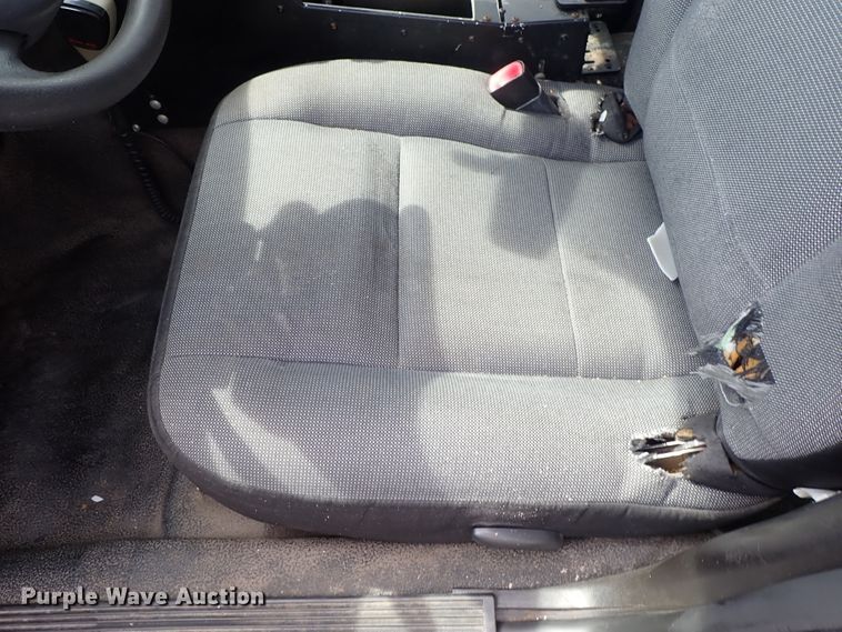 image for item DE0861 2010 Ford Crown Victoria Police Interceptor