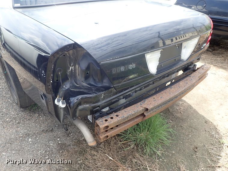 image for item DE0861 2010 Ford Crown Victoria Police Interceptor