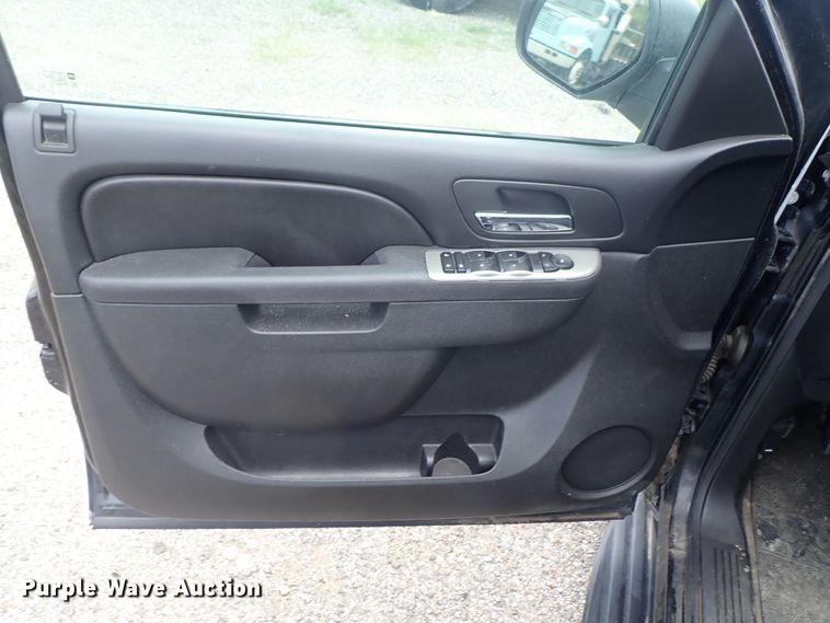 image for item DE0863 2014 Chevrolet Tahoe Police SUV