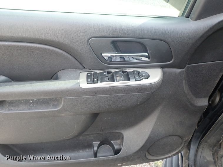 image for item DE0864 2013 Chevrolet Tahoe Police SUV