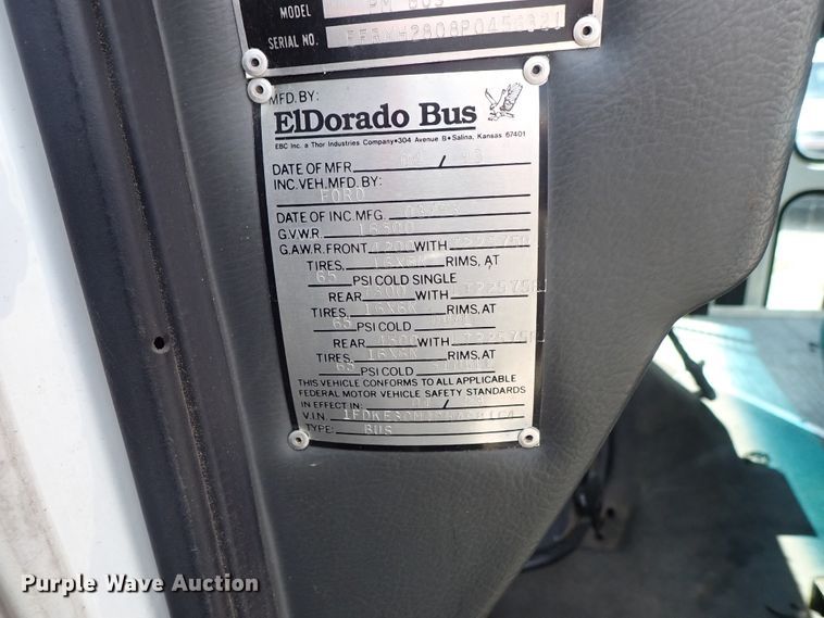 image for item DE0867 1993 Ford Econoline E350 command center bus