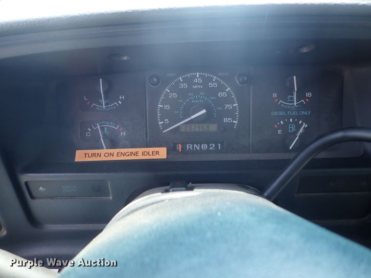 image for item DE0867 1993 Ford Econoline E350 command center bus