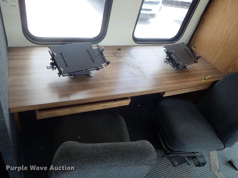 image for item DE0867 1993 Ford Econoline E350 command center bus