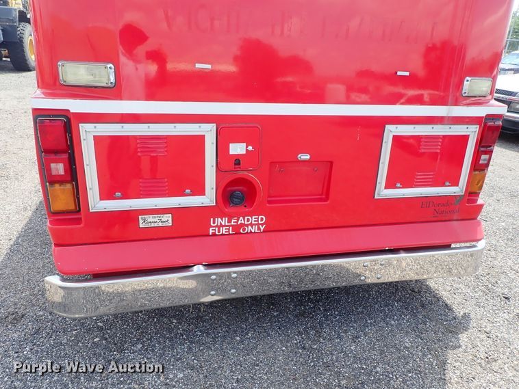 image for item DE0867 1993 Ford Econoline E350 command center bus