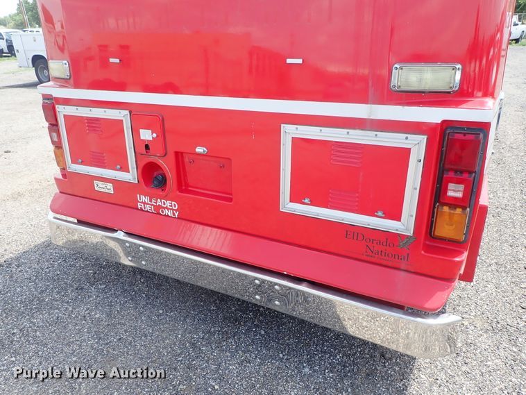 image for item DE0867 1993 Ford Econoline E350 command center bus