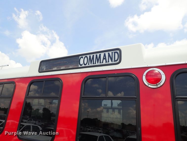 image for item DE0867 1993 Ford Econoline E350 command center bus