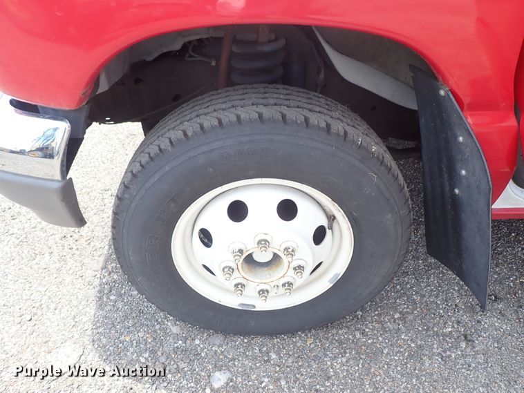 image for item DE0867 1993 Ford Econoline E350 command center bus