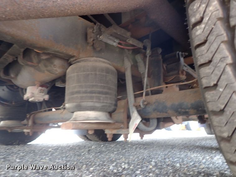 image for item DE0867 1993 Ford Econoline E350 command center bus