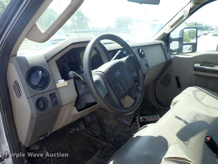 image for item DE0870 2008 Ford F450 Super Duty XL flat dump bed truck with crane