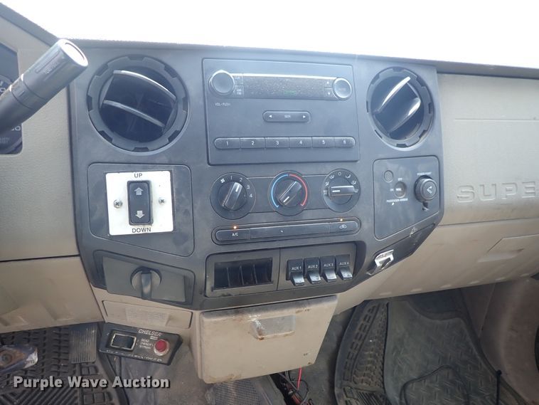 image for item DE0870 2008 Ford F450 Super Duty XL flat dump bed truck with crane