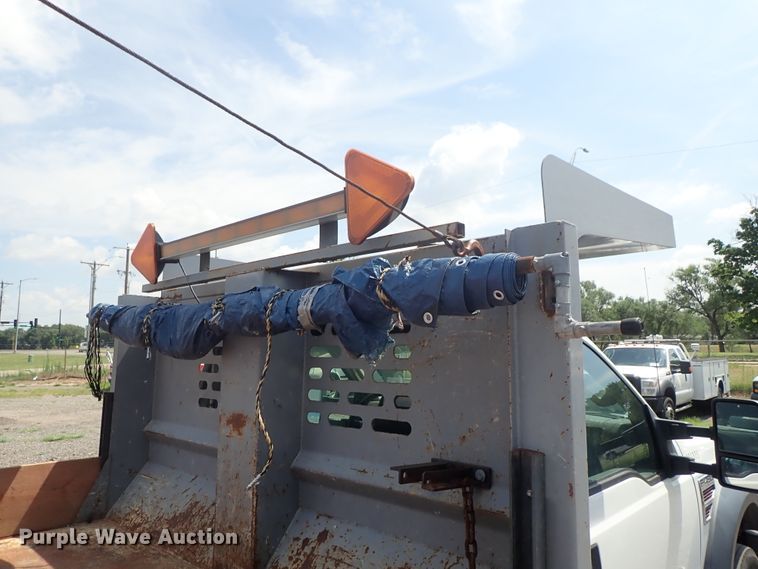 image for item DE0870 2008 Ford F450 Super Duty XL flat dump bed truck with crane