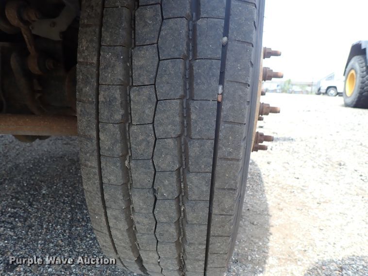 image for item DE0870 2008 Ford F450 Super Duty XL flat dump bed truck with crane