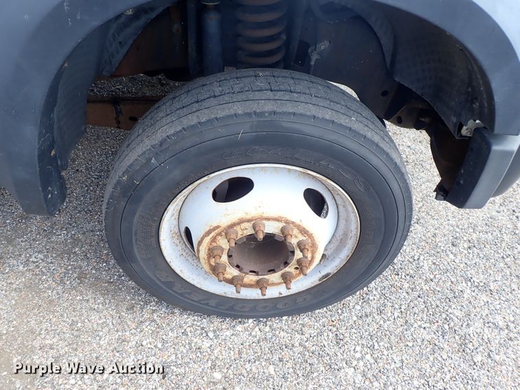 image for item DE0870 2008 Ford F450 Super Duty XL flat dump bed truck with crane