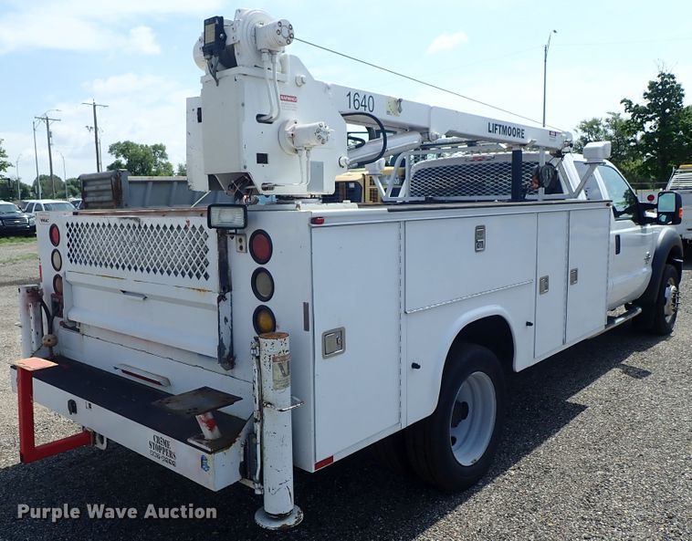 image for item DE0872 2011 Ford F550 Super Duty XL SuperCab utility bed truck with crane