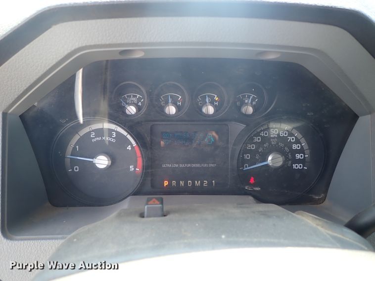 image for item DE0872 2011 Ford F550 Super Duty XL SuperCab utility bed truck with crane