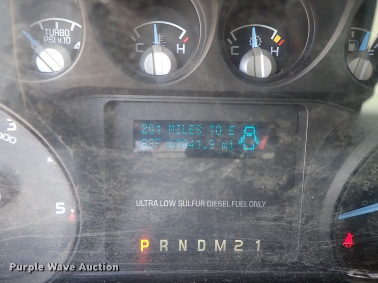 image for item DE0872 2011 Ford F550 Super Duty XL SuperCab utility bed truck with crane