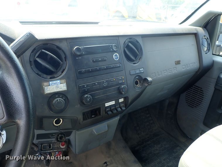 image for item DE0872 2011 Ford F550 Super Duty XL SuperCab utility bed truck with crane