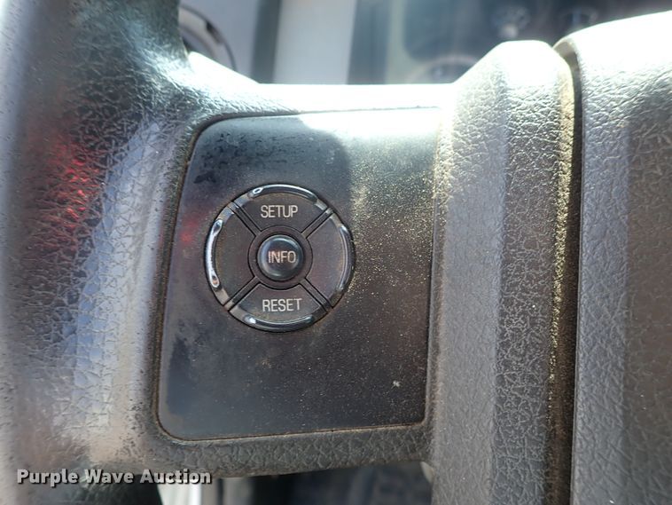 image for item DE0872 2011 Ford F550 Super Duty XL SuperCab utility bed truck with crane