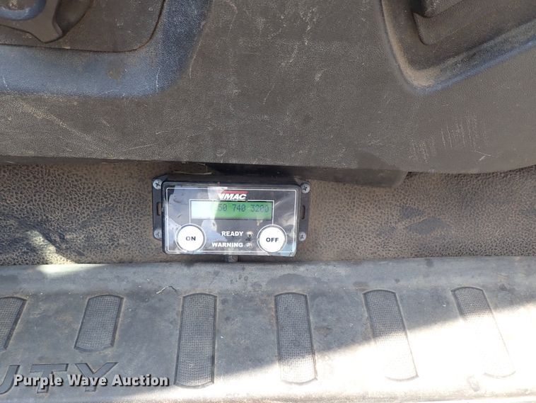 image for item DE0872 2011 Ford F550 Super Duty XL SuperCab utility bed truck with crane